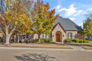 2609 Queen Elizabeth Boulevard, Lewisville, TX 75056