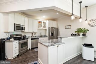 200 EDELEN STATION PL #102, La Plata, MD 20646