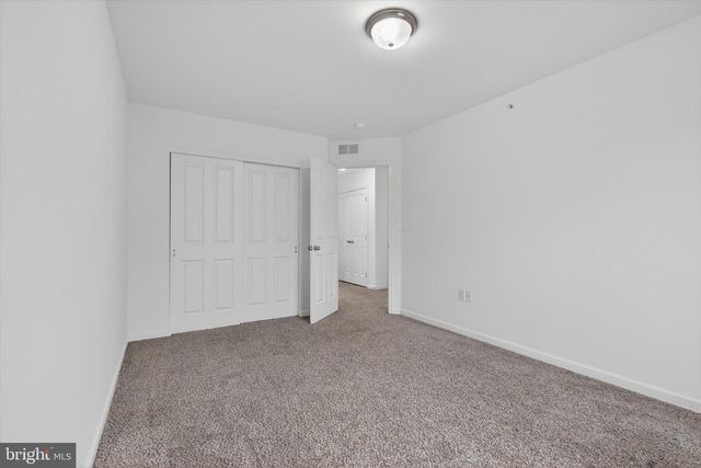 5005 LAUREL VALLEY LN, Enola, PA 17025