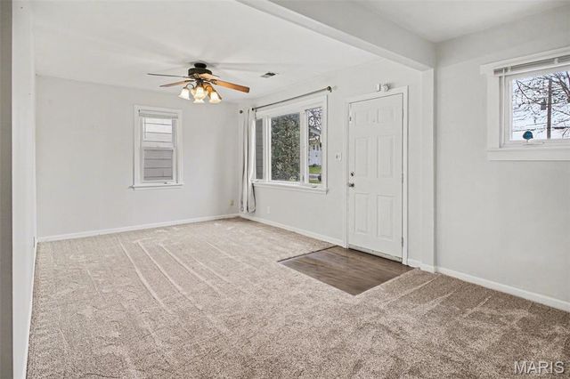 1725 Saint Catherine Street, Florissant, MO 63033