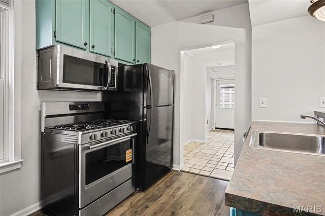 1725 Saint Catherine Street, Florissant, MO 63033