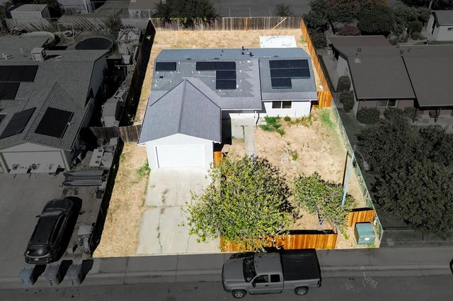 1539 Karen Way, Olivehurst, CA 95961