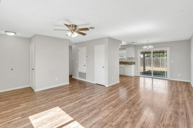 1539 Karen Way, Olivehurst, CA 95961