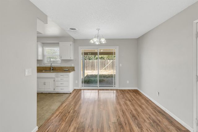 1539 Karen Way, Olivehurst, CA 95961