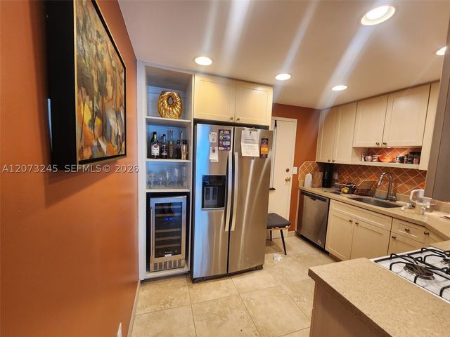 700 Biltmore Way 802, Coral Gables, FL 33134