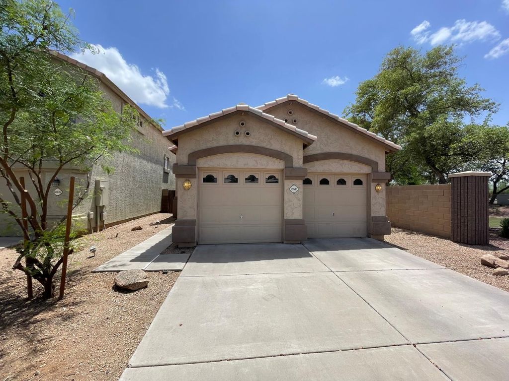 10541 W Almeria Road, Avondale, AZ 85392