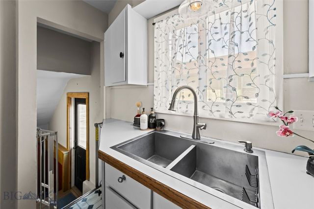 321 S 3rd Street, Livingston, MT 59047