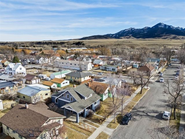 321 S 3rd Street, Livingston, MT 59047