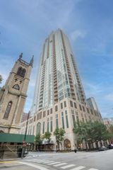 21 E Huron Street 1205, Chicago, IL 60611