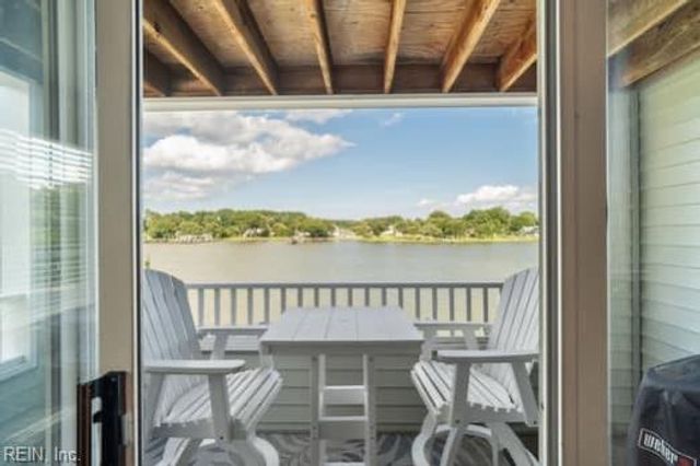 236 Dockside Dr Apt B, Hampton, VA 23669