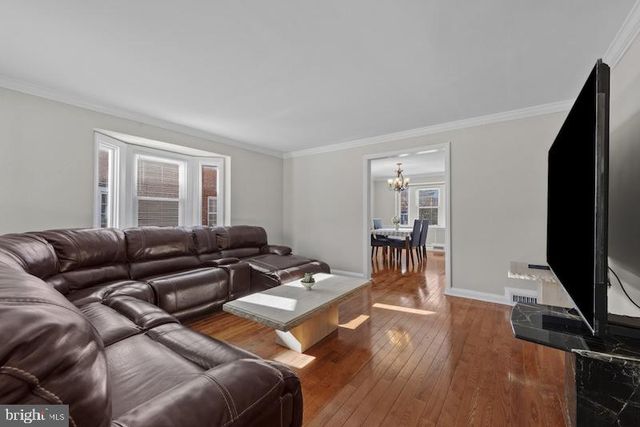 4002 CLARKS LN, Baltimore, MD 21215