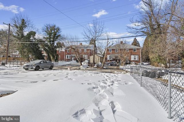 4002 CLARKS LN, Baltimore, MD 21215