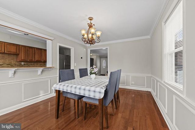 4002 CLARKS LN, Baltimore, MD 21215