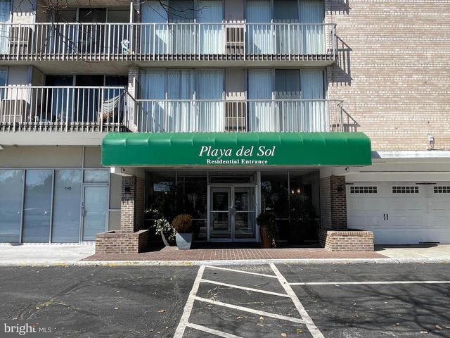524 PLAYA DEL SOL, Cherry Hill, NJ 08002