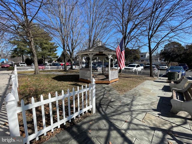 524 PLAYA DEL SOL, Cherry Hill, NJ 08002