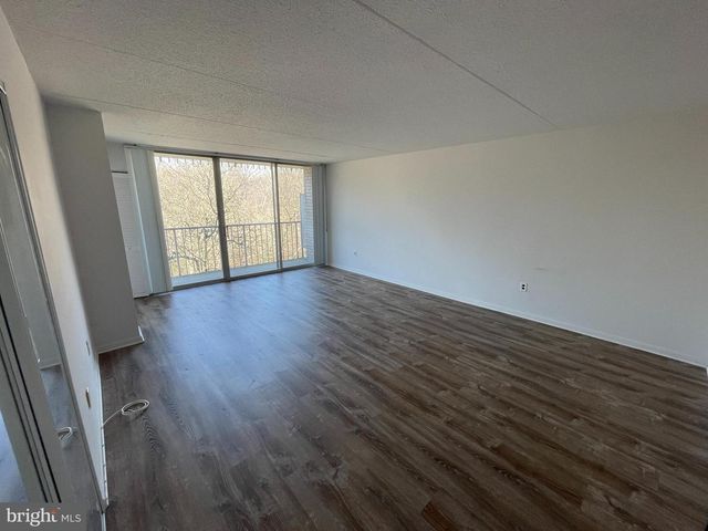 524 PLAYA DEL SOL, Cherry Hill, NJ 08002