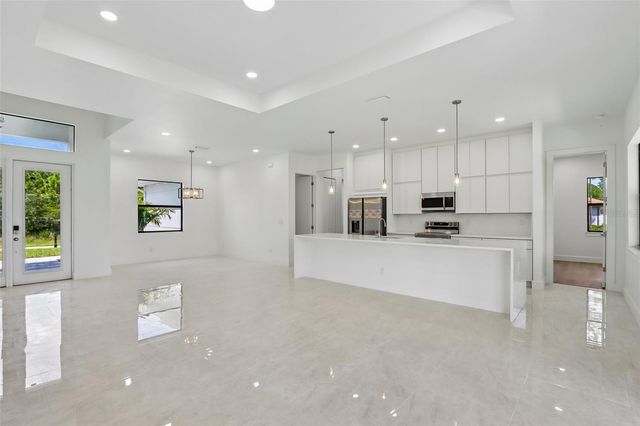 1016 STATE AVENUE, Lehigh Acres, FL 33972
