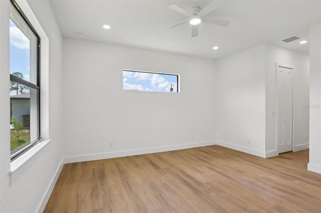 1016 STATE AVENUE, Lehigh Acres, FL 33972