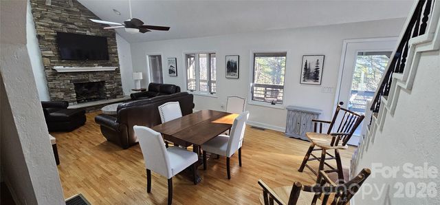 187 Pine Village Lane, Blowing Rock, NC 28605