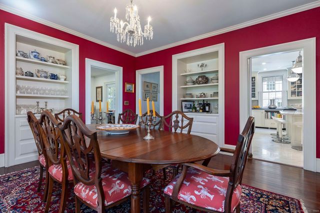 11 Main Street, Stonington, CT 06378