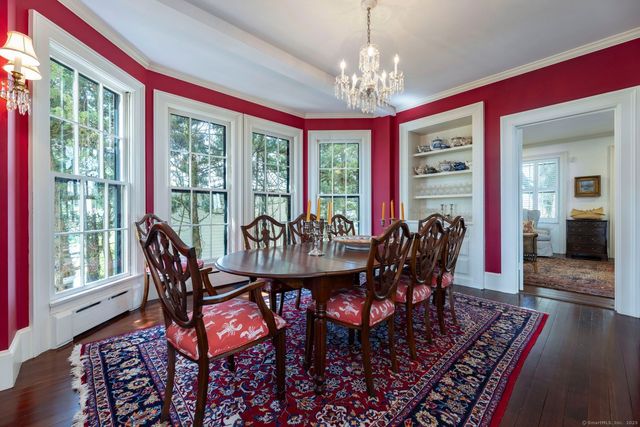 11 Main Street, Stonington, CT 06378
