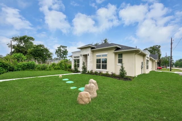 16747 Forest Trail Drive, Channelview, TX 77530