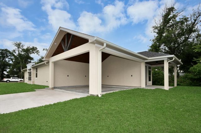 16747 Forest Trail Drive, Channelview, TX 77530