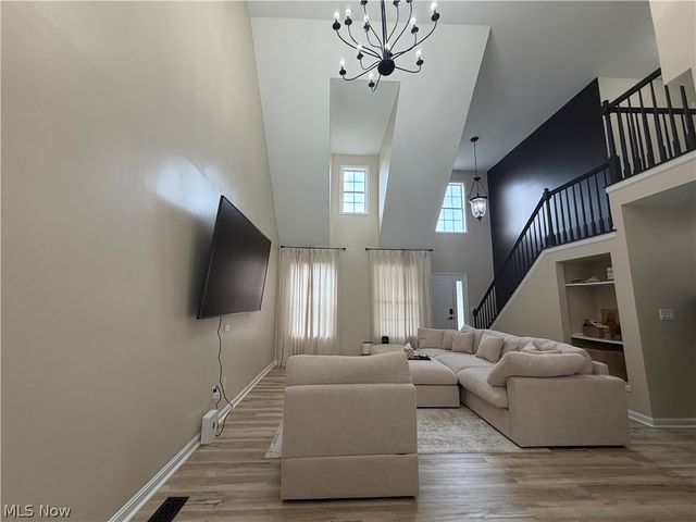 4316 Arlington Drive, Brunswick, OH 44212