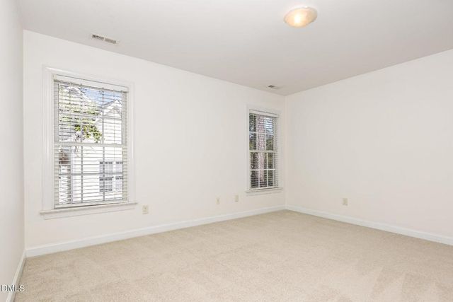 209 Manor Ridge Drive, Carrboro, NC 27510