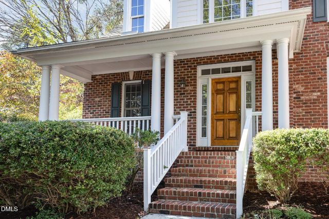209 Manor Ridge Drive, Carrboro, NC 27510