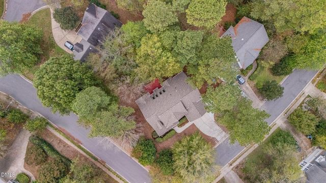 209 Manor Ridge Drive, Carrboro, NC 27510
