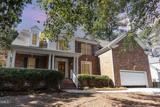 209 Manor Ridge Drive, Carrboro, NC 27510