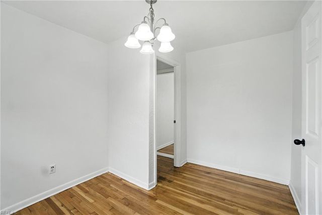 6 Saint Paul Ct, Hampton, VA 23666