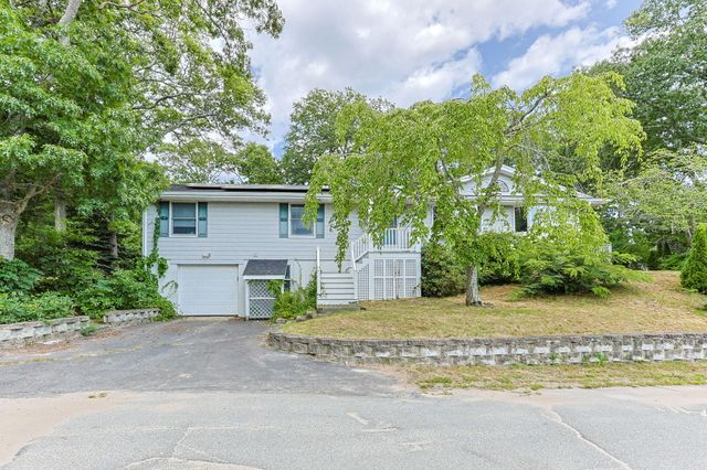 2 Franconia Avenue, Wareham, MA 02571