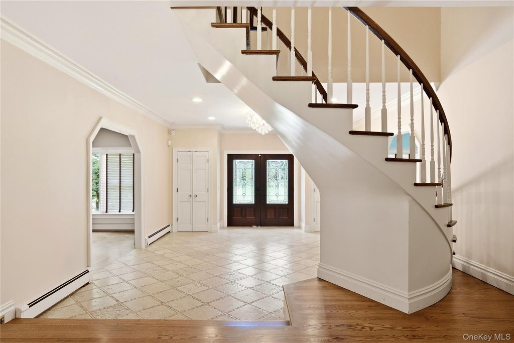 6 Lighthouse Point, Lloyd Harbor, NY 11743 — photo 5