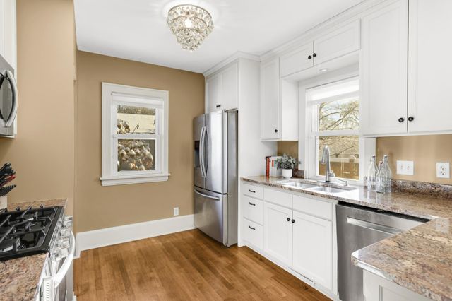 5325 Chowen Avenue S, Minneapolis, MN 55410