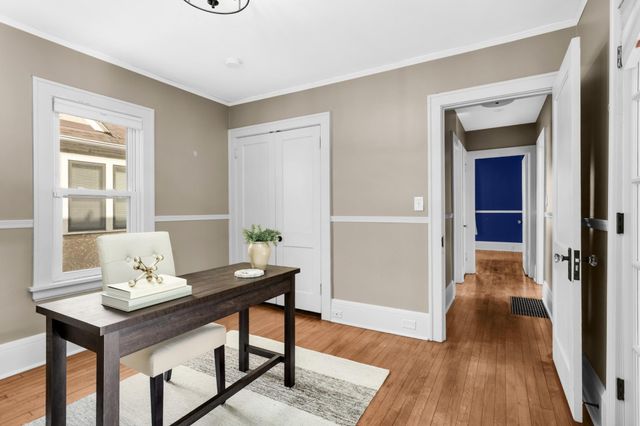 5325 Chowen Avenue S, Minneapolis, MN 55410