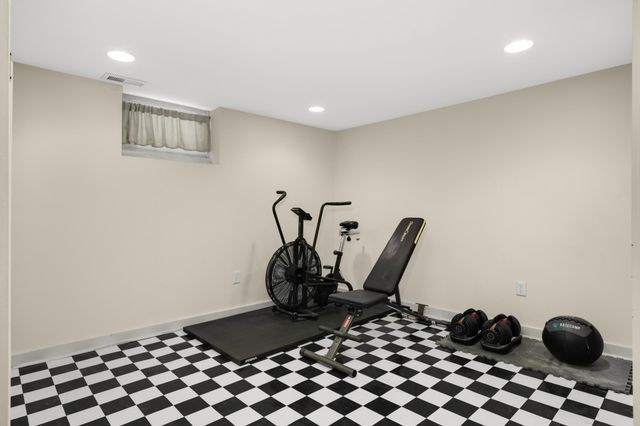 5325 Chowen Avenue S, Minneapolis, MN 55410