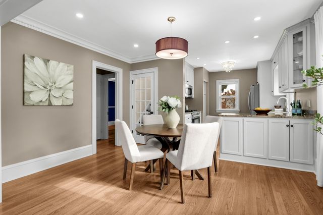 5325 Chowen Avenue S, Minneapolis, MN 55410