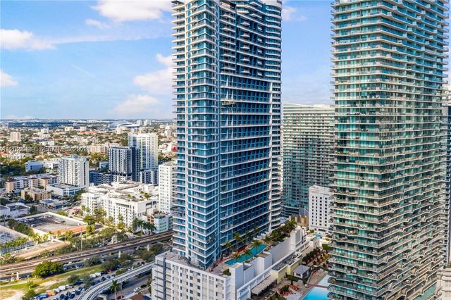 60 SW 13th Street 2212, Miami, FL 33130