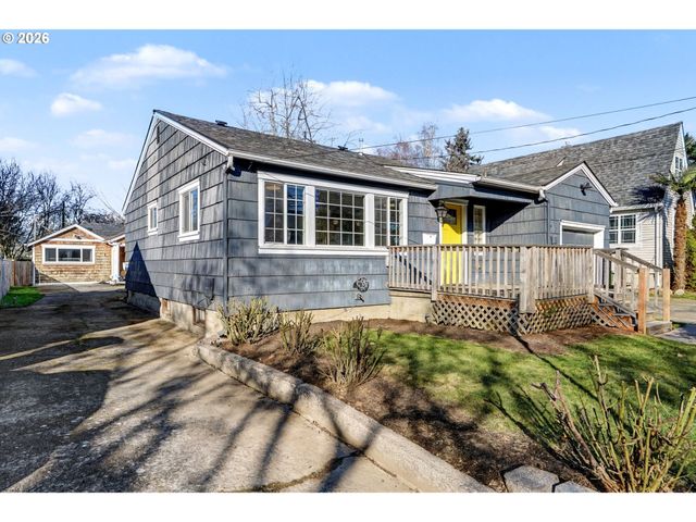 -1 GARNET St Ne, Salem, OR 97301