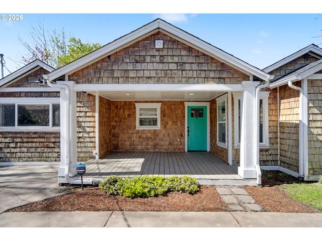 -1 GARNET St Ne, Salem, OR 97301