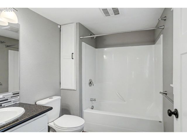 -1 GARNET St Ne, Salem, OR 97301