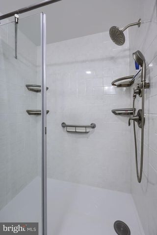571 E TOLNA RD, Shrewsbury, PA 17361