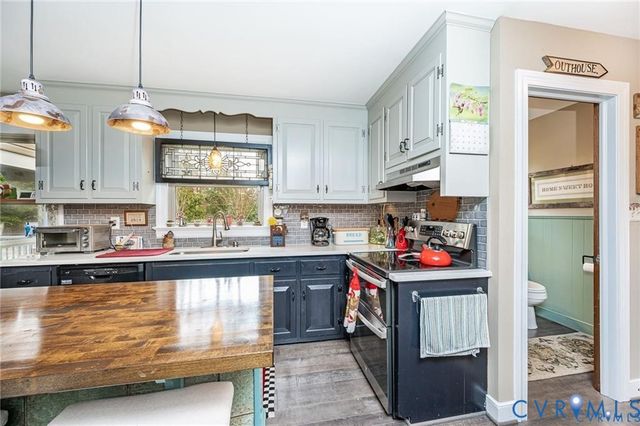 7304 Placida Cir, Mechanicsville, VA 23116