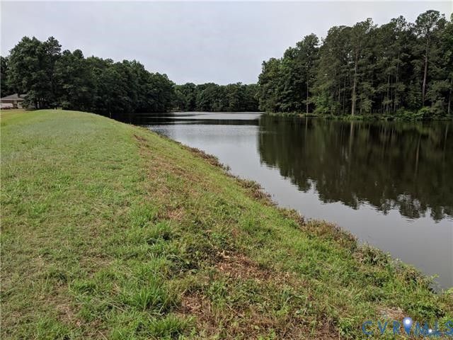 7304 Placida Cir, Mechanicsville, VA 23116