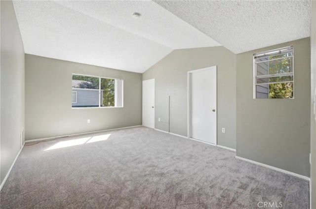 14380 Foothill Blvd 1, Los Angeles, CA 91342