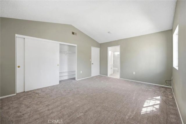 14380 Foothill Blvd 1, Los Angeles, CA 91342