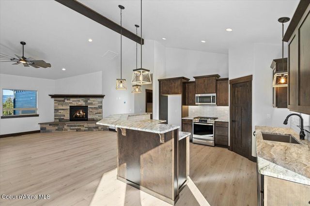 1475 W Remmick Street, Hayden, ID 83835