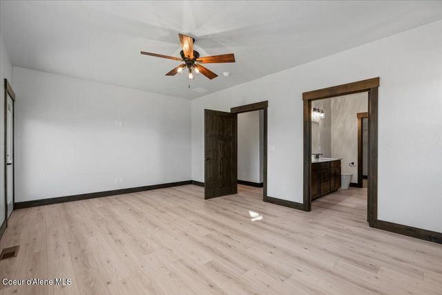 1475 W Remmick Street, Hayden, ID 83835